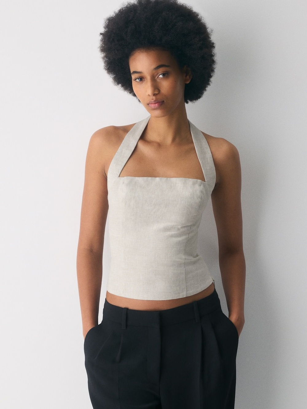 ARITZIA // WHISPER LINEN HALTER TOP
